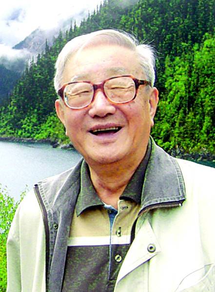 徐崇温