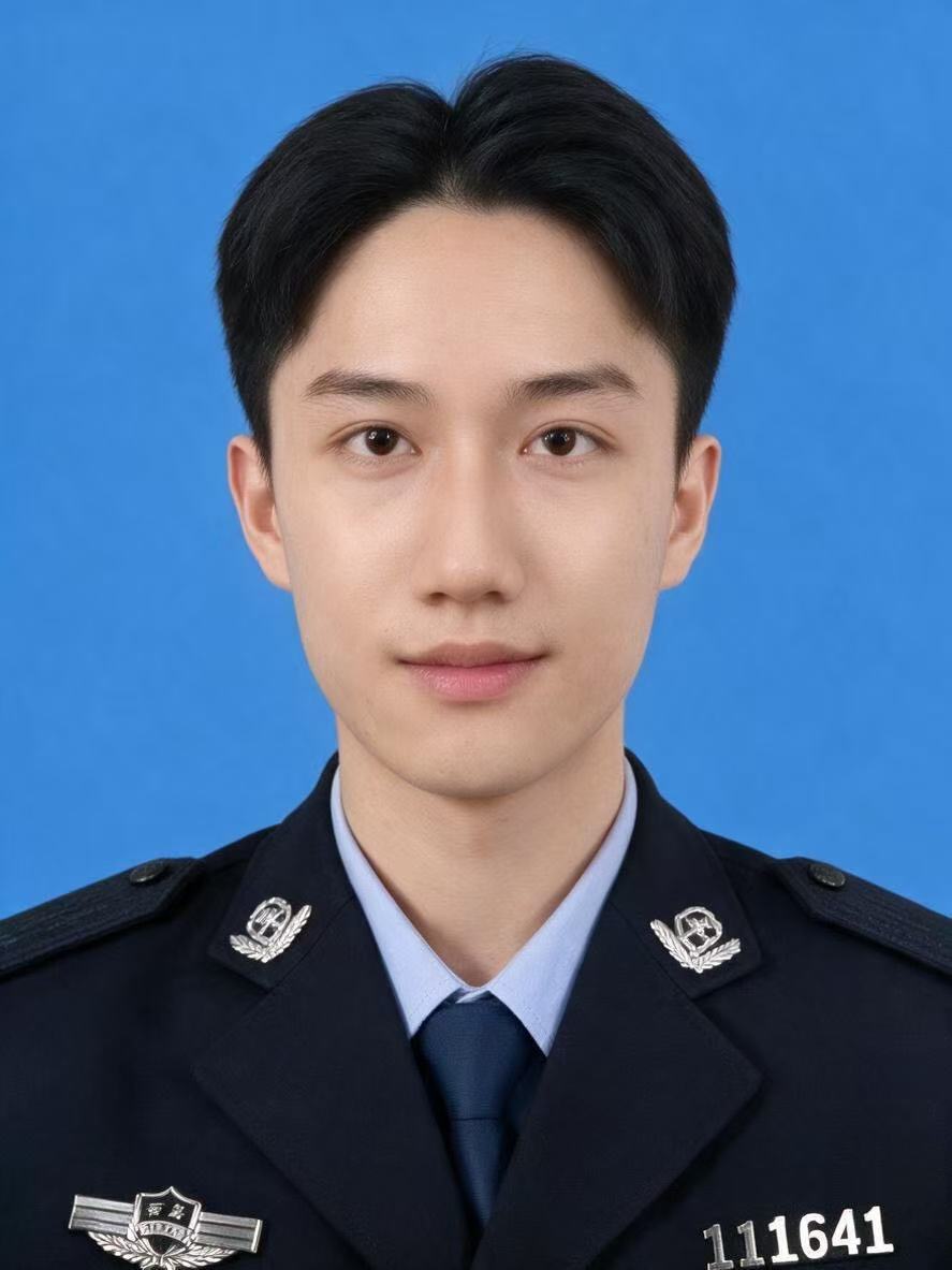 丘峻宇
