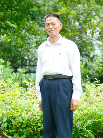 ½