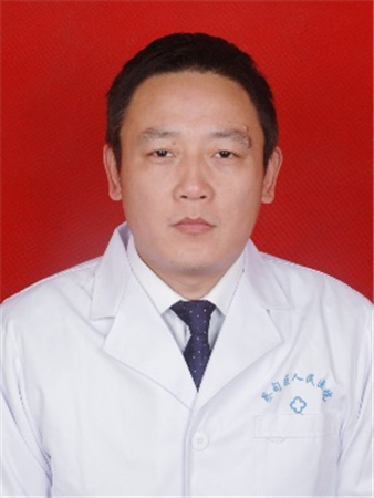 何翔