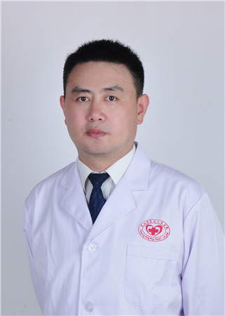 鲁礴