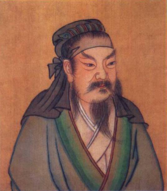 ˴