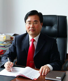 龚彩福