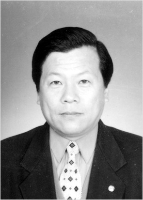 代英夫