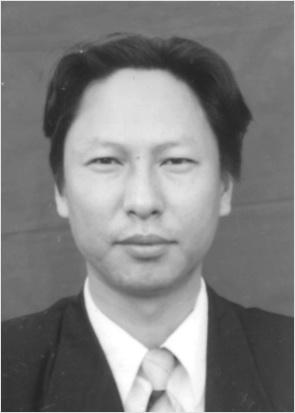 倮伍拉且