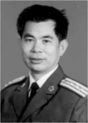 刘灿校