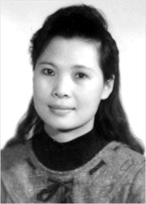 李玲
