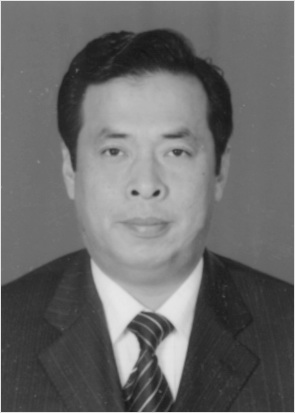 긦