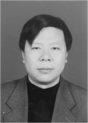 Ӣï